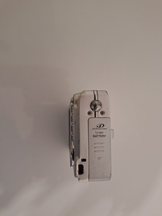 цифров фотоапарат OLYMPUS FE-150