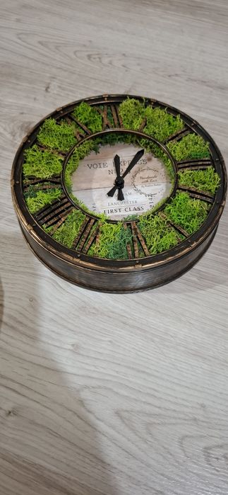 Промо цена! Стенен часовник със скандинавски мъх