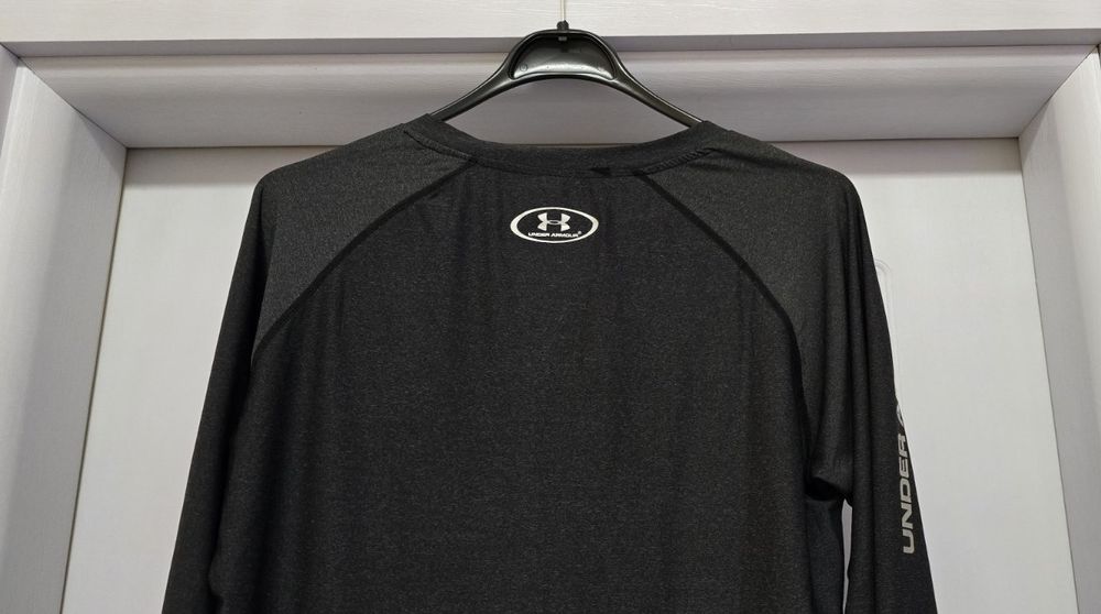 Нова със етикет.  Мъжка оригинална блузка.  UNDER ARMOUR