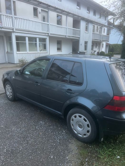 VOLKSWAGEN Golf 2000 — imagine 3