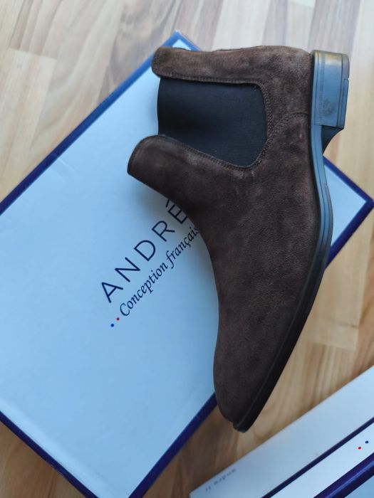 Vând ghete din piele Andree, maro 41 și negre39 noi în cutie și 42 neg