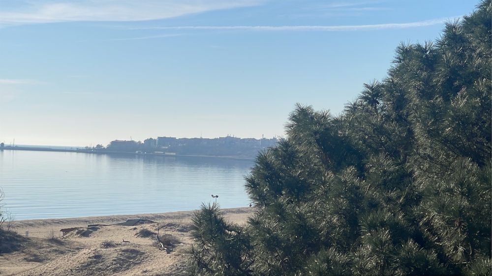 Апартамент на 1-ва линия под наем !