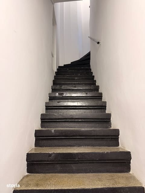 Loft 150 mp in vila interbelica, terasa proprie, intrare separata