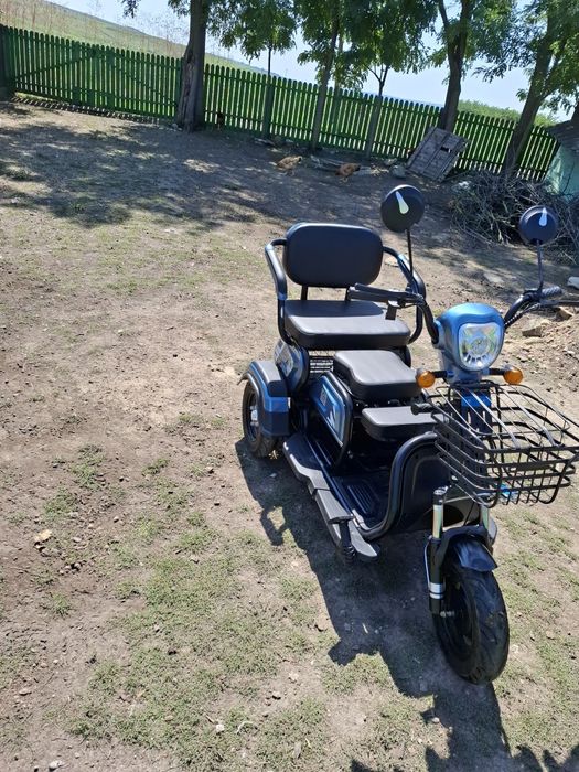 Tricicletă electrică