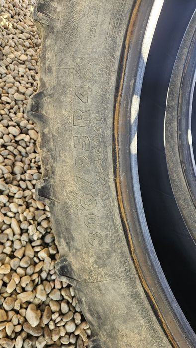 Anvelope/Cauciucuri tractor tehnologice înguste 300/95 R46