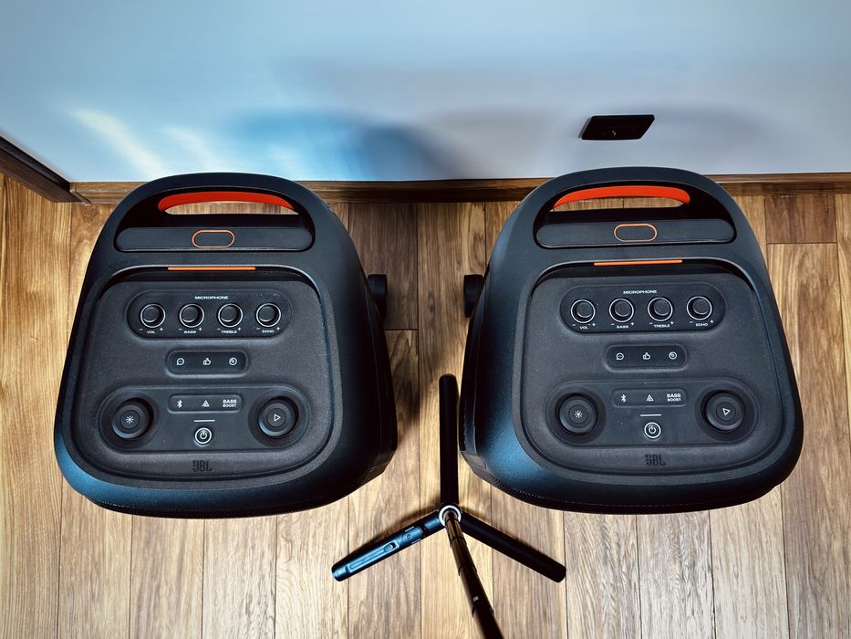 2 броя JBL Partybox 320
