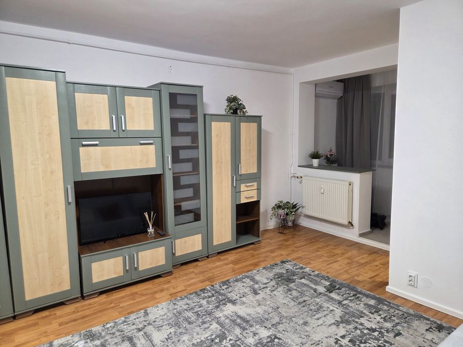 Garsoniera de inchiriat, 1 min metrou Dristor