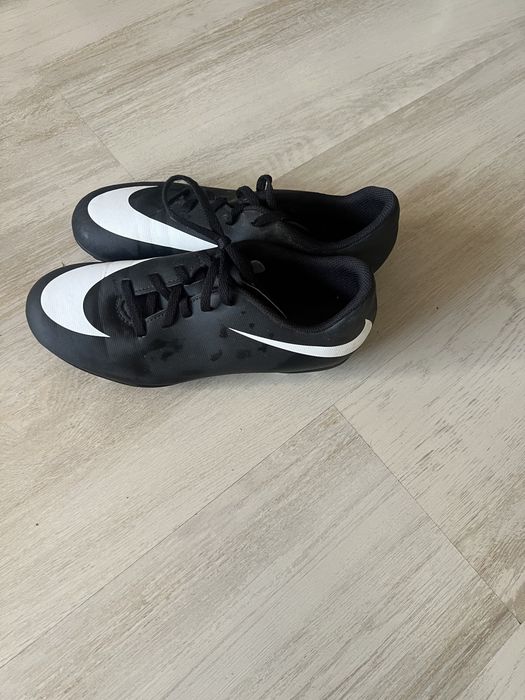 Детски футболни стоножки