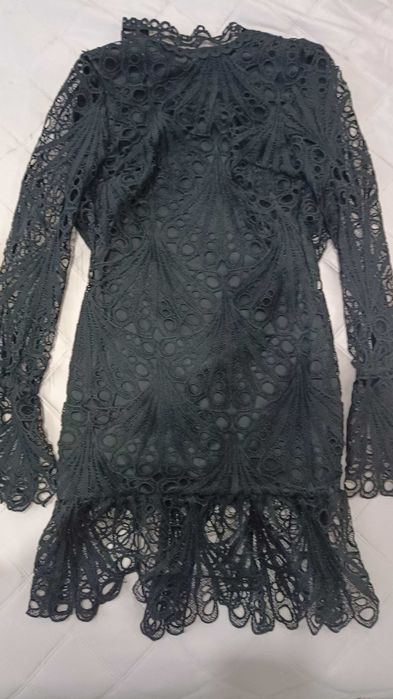 Продам женские платья