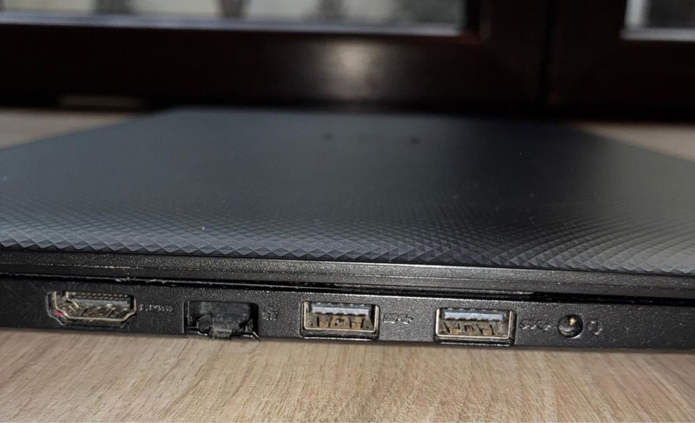 Dell Vostro 3583 | i5-8265U | 8GB RAM | SSD 256GB | Windows 11 Pro