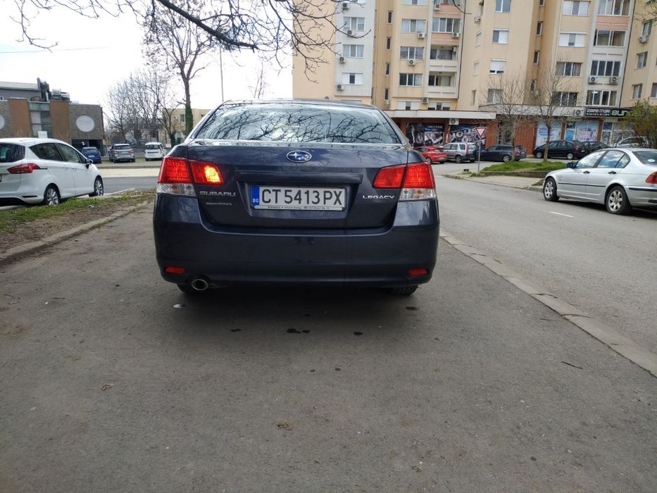 Subaru Legacy 2.5 i ,Реални 215К км.