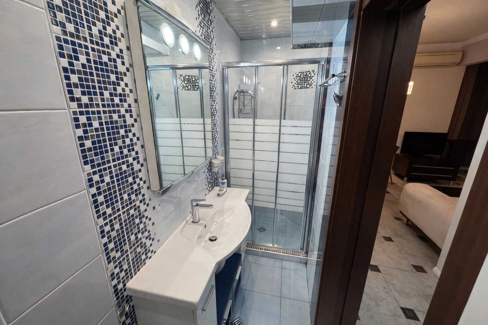 Дава се под наем Тристаен апартамент в София, Хиподрума - 60 кв.м за 900 € - Снимка #7