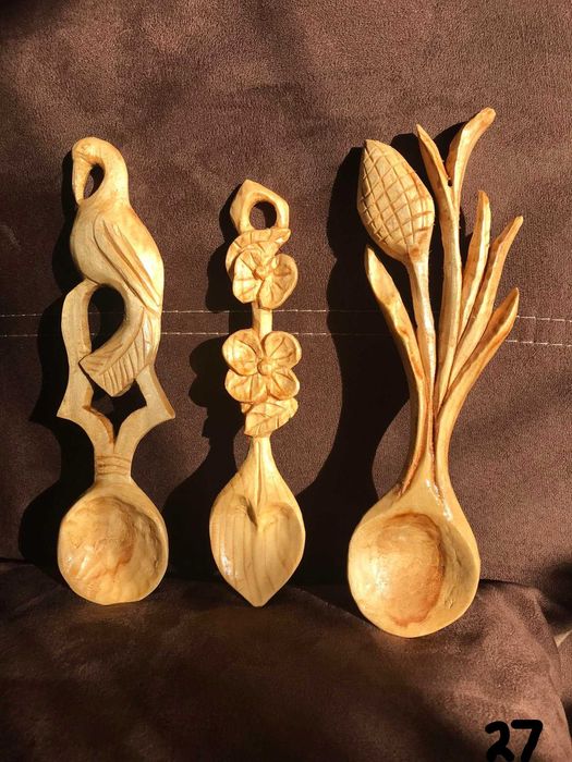 Ръчно изработени дърворезби