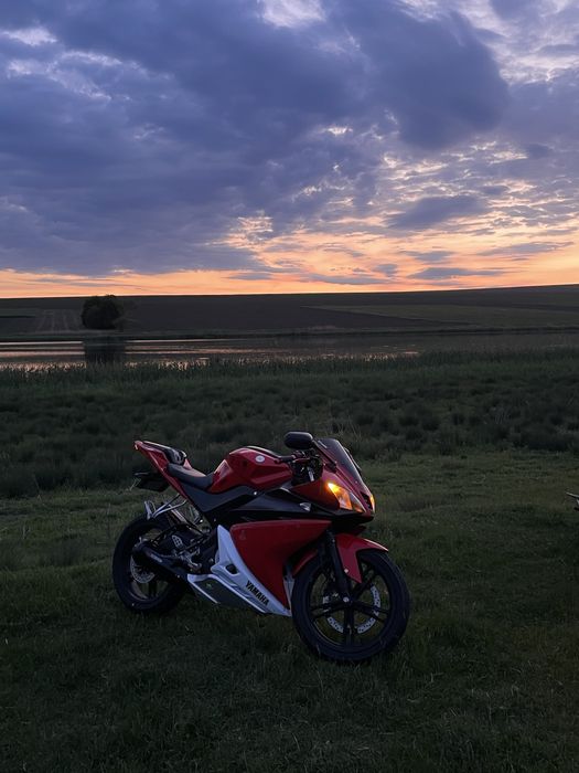 Yamaha yzf r125