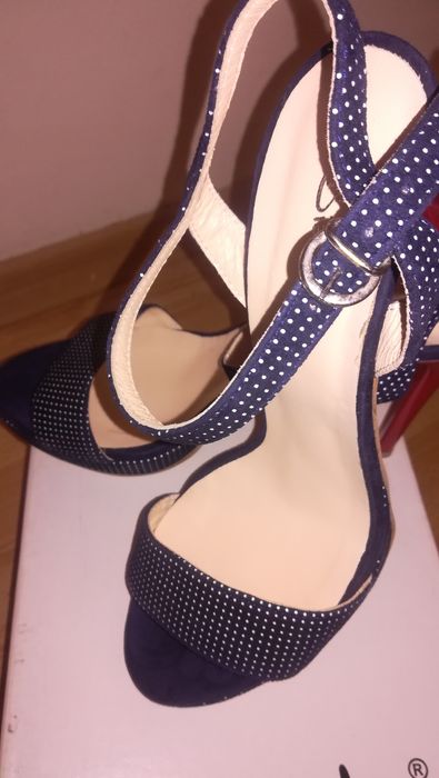 BIANKI Елегантни сандали