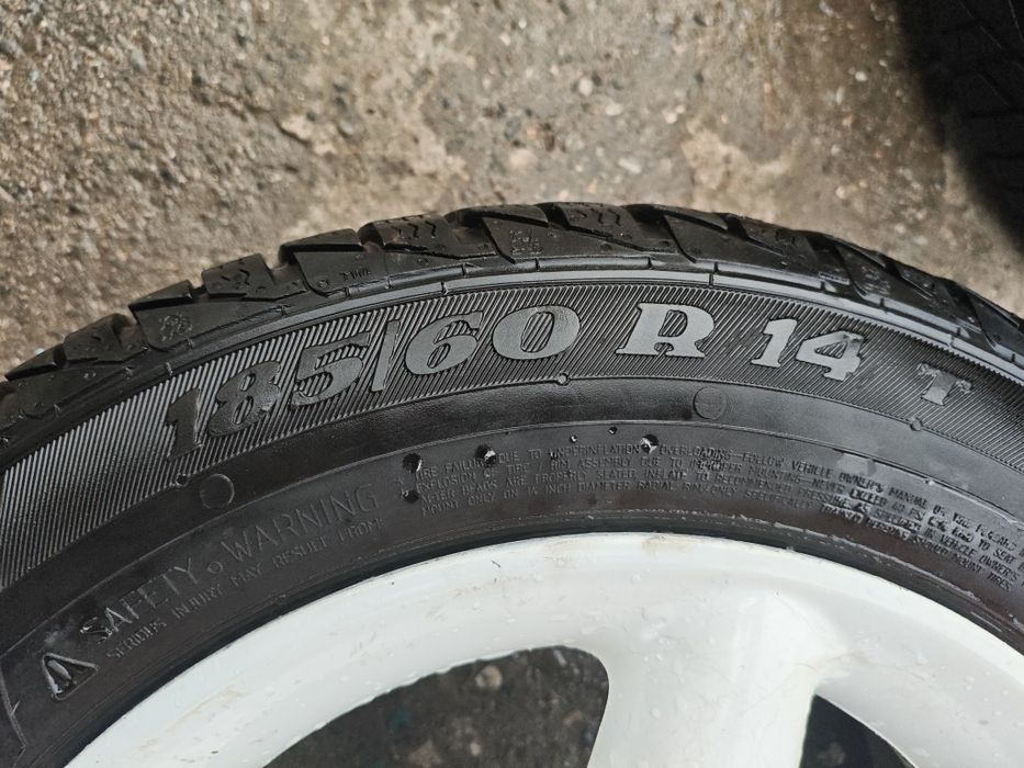 Диски с покрышками R15 и R14