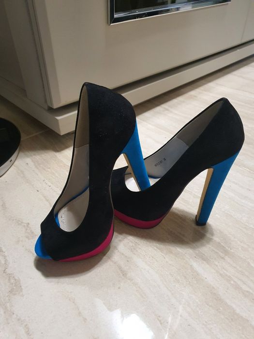 Велурени обувки, летни