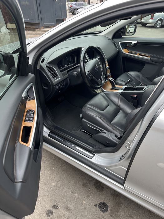 Volvo XC 60 euro6 fara adblue Automata, Distronic