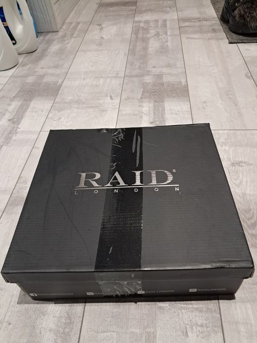 Дамски черни боти