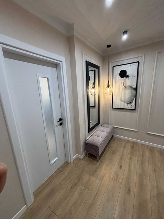 Дава се под наем Тристаен апартамент в Бургас, Славейков - 136 кв.м за 1500 € - Снимка #10