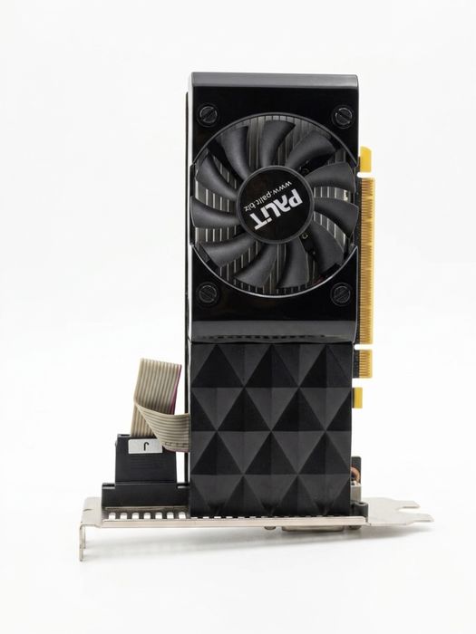 GeForce GT 630 2 ГБ  (DDR3).