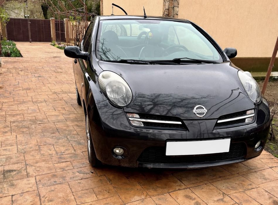 Nissan Micra decapotabil