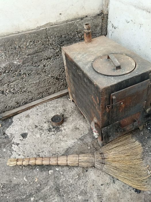 Продается чугунная печь, для твердых топлив