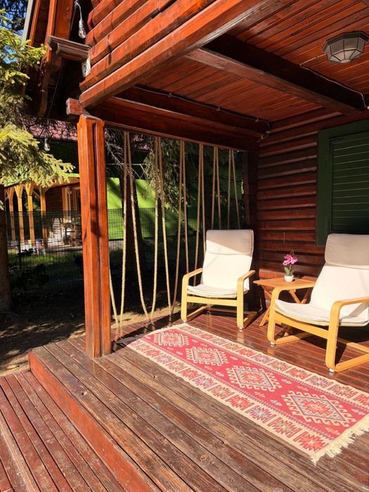 Inchiriez cabana