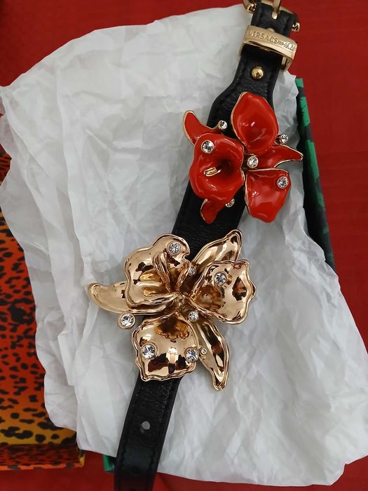 bratara Versace H&M, noua, curea este din piele