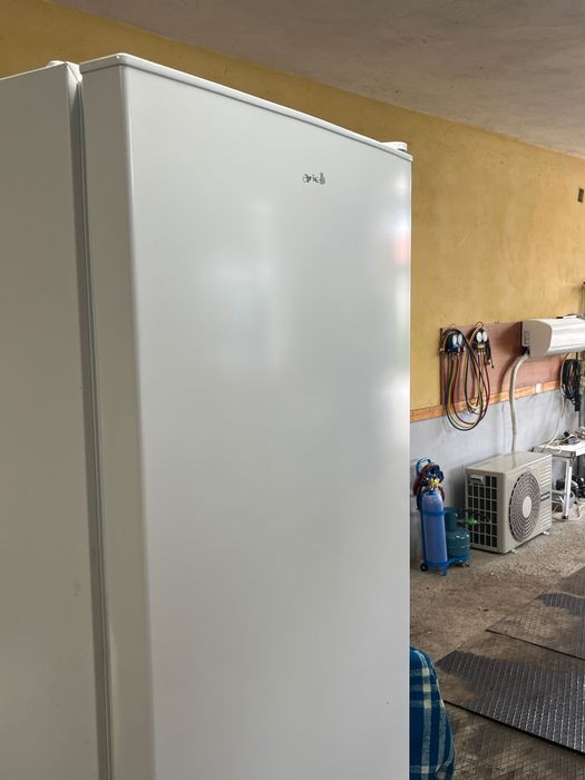 Хладилник arielli