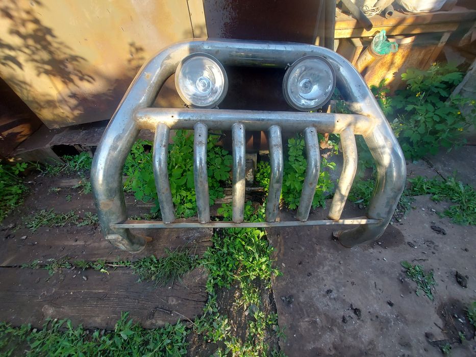 Кенгурятник на джипа