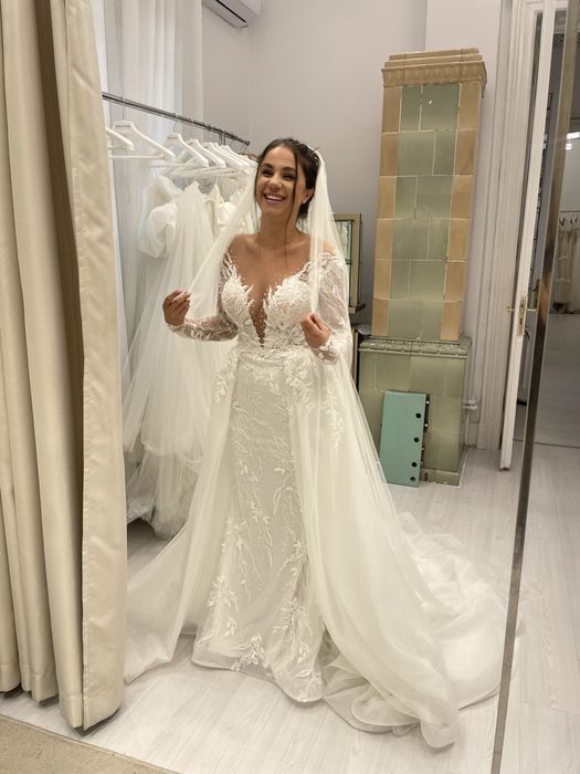 Rochie mireasa sirena cu trena detasabila