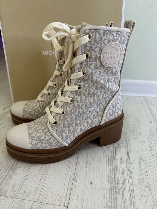 Боти Michael Kors