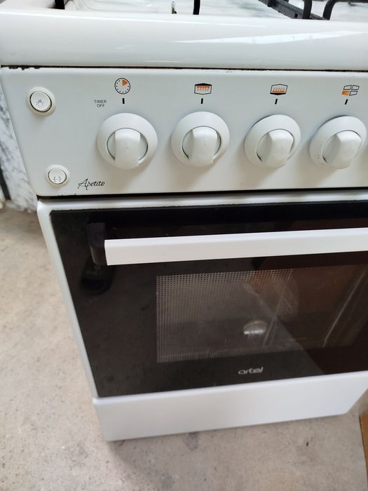 Продается газовая плита Artel