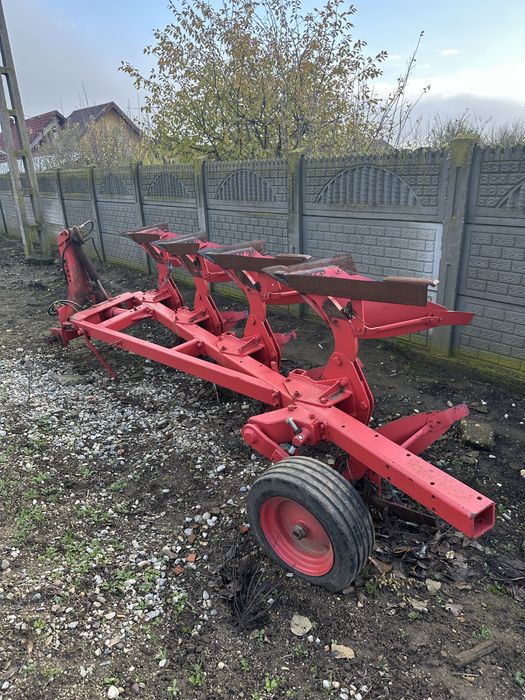 De vanzare plug 5 brazde