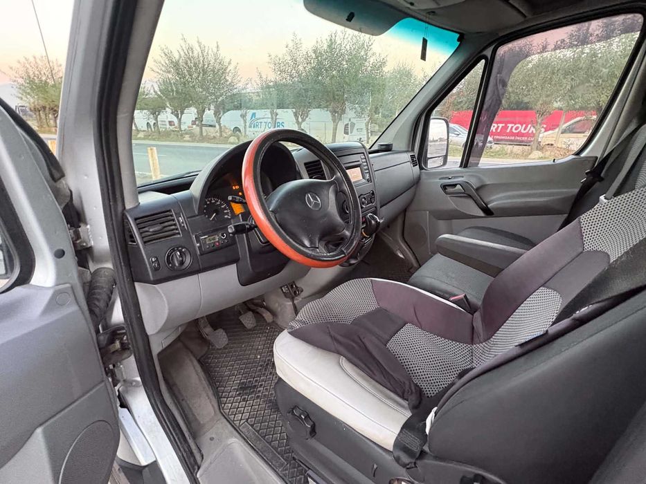 Mercedes Sprinter ~ 2011 ~ 2.2CDI 163 CP ~ Inmatriculat ~ 6 Locuri ~ Acte la zi ~ KM Reali ~