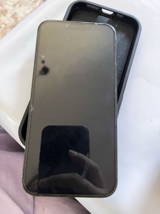 Iphone 13 продается