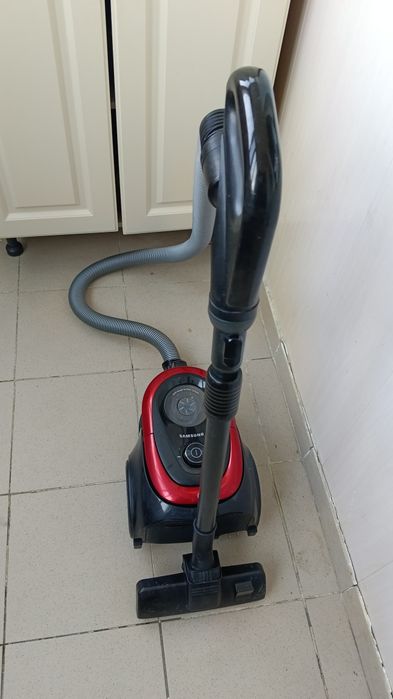 Пылесос Samsung 1800w