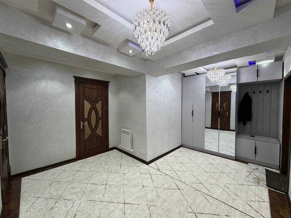 3х комнатная квартира на 3 этаже  105кв/м, в Самарканде