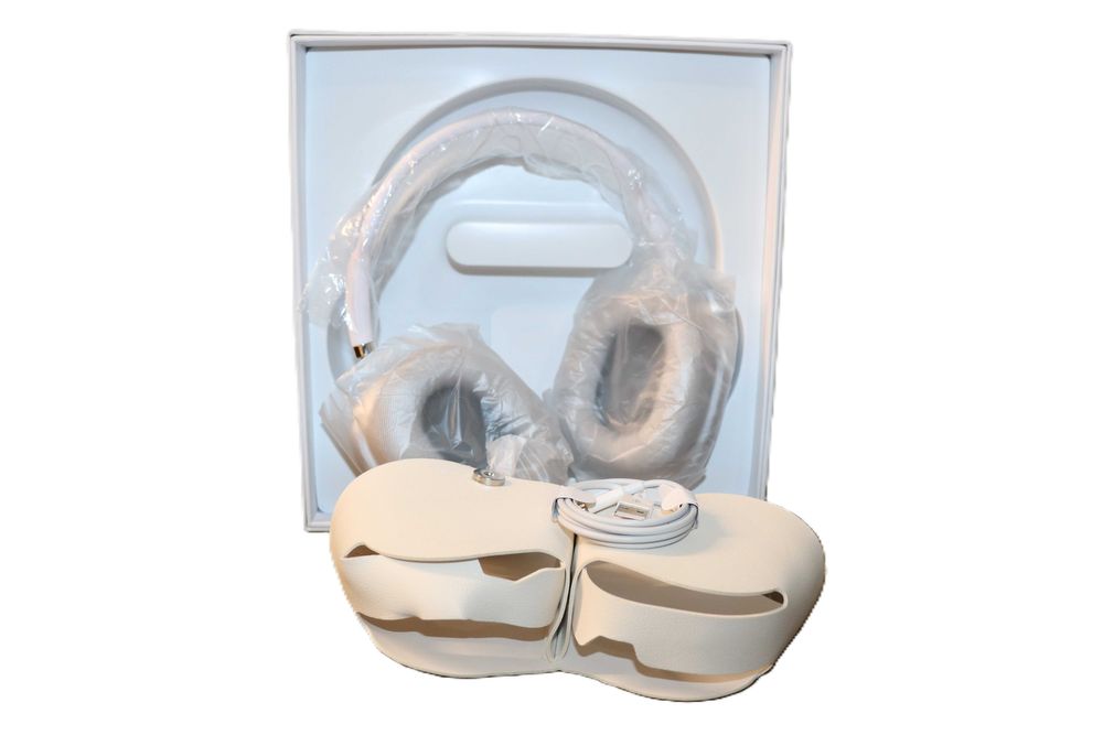 apple airpods max слушалки