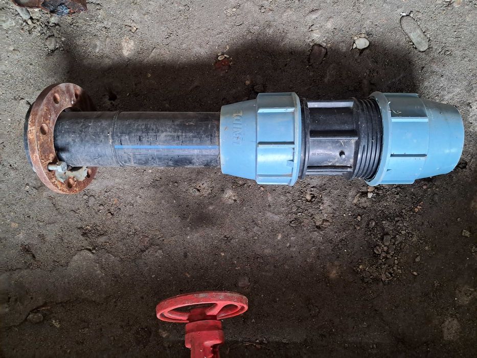 ВиК - предфланцова връзка Ф110