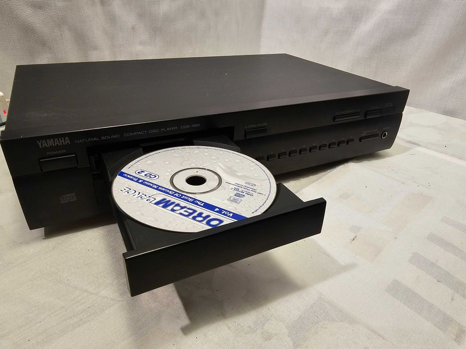 Cd player Yamaha CDX 480 France