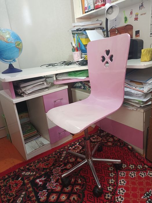 Компьютерный стол, полка