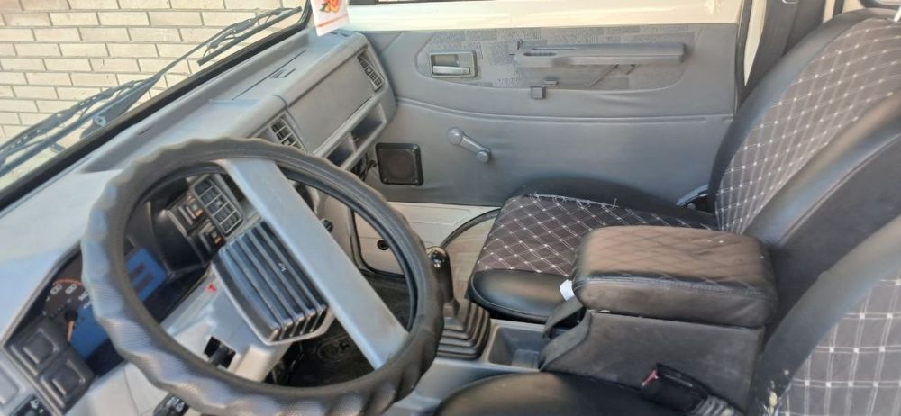 Дамас 2005 сотилади