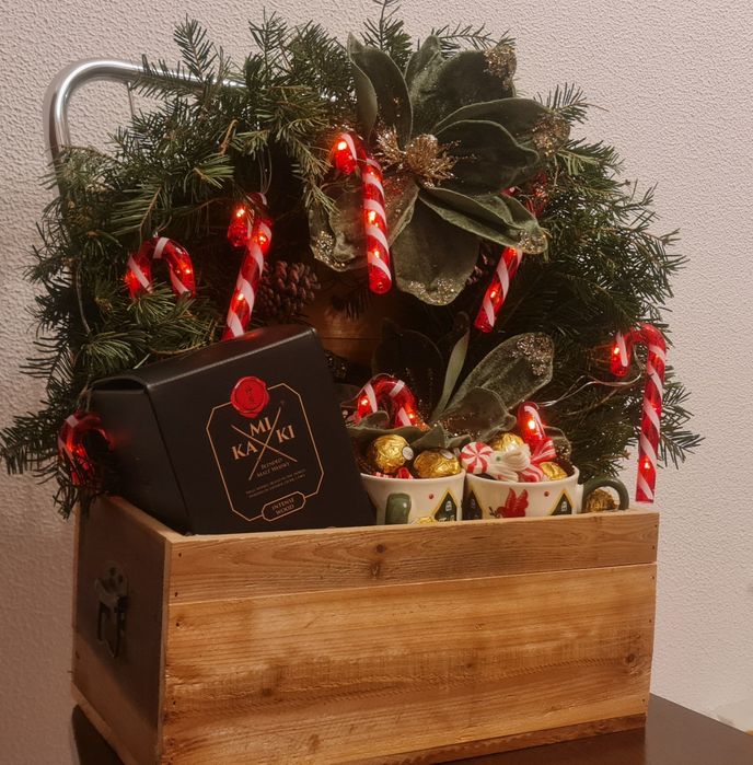 Tort de casa! Zona Galati - Braila / Aranjamente florale