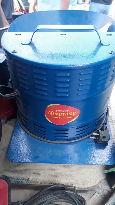 Зернодробилка Фермер Бизон