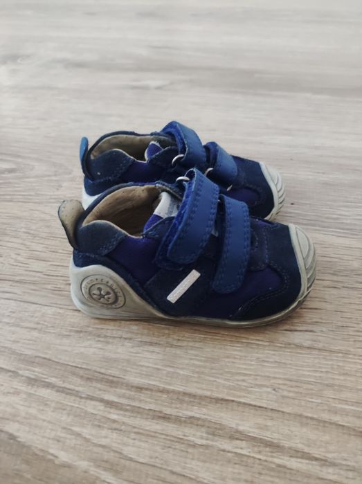 Кроссовки Biomecanics