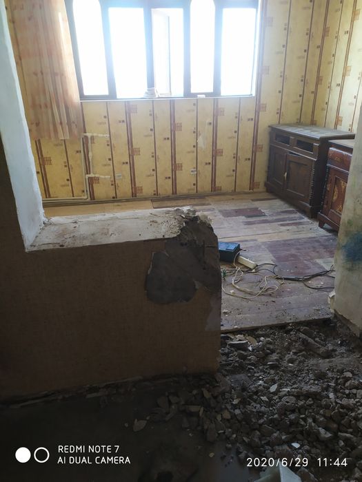 Перфоратор отбойный молоток бетон ломаем демонтаж квартиры перед ремон