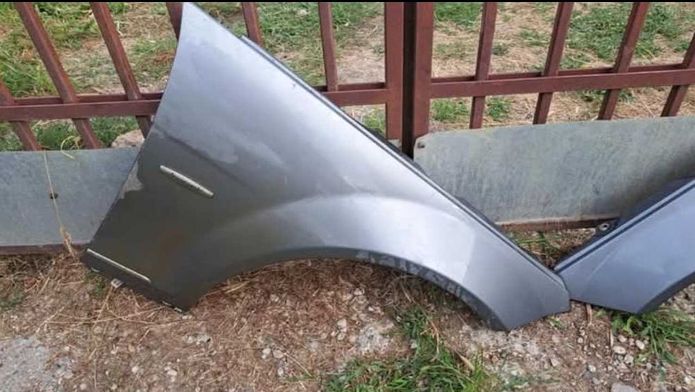 Aripi fata Mercedes C220 w204