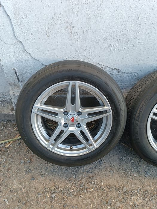 Vossen Diska Balon Sotiladi 195 60 R15 Holati Yaxshi